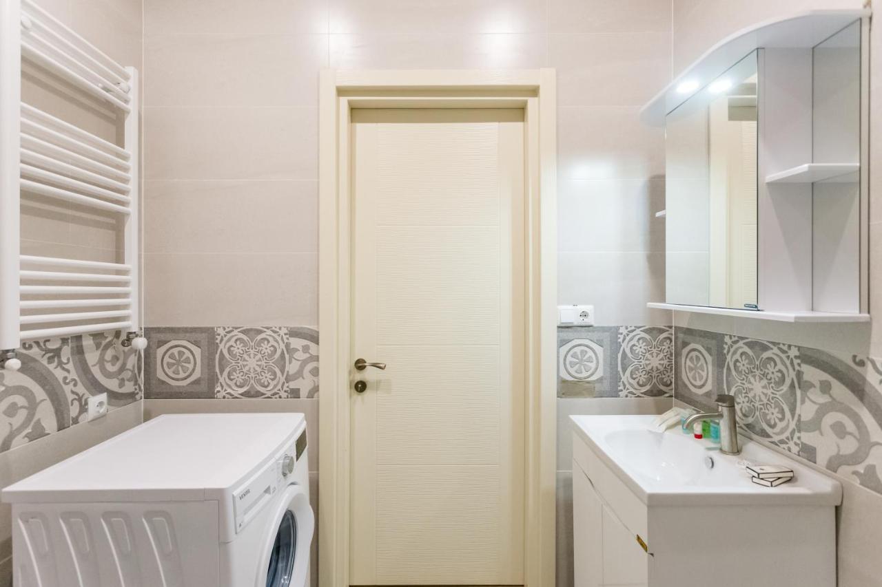 Central Comfort Place L Tbilisi Ngoại thất bức ảnh